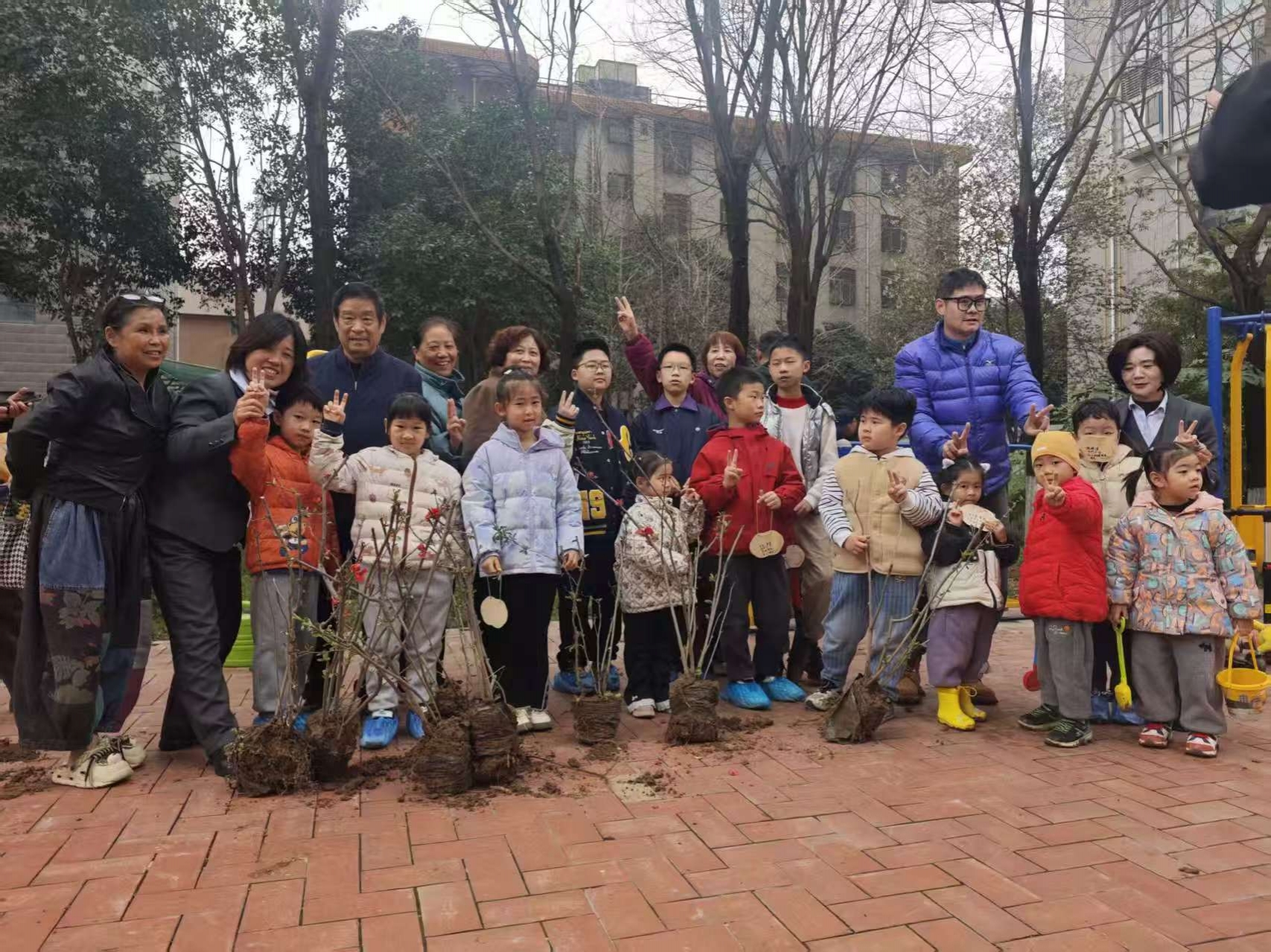 4008云顶集团(国际)股份有限公司